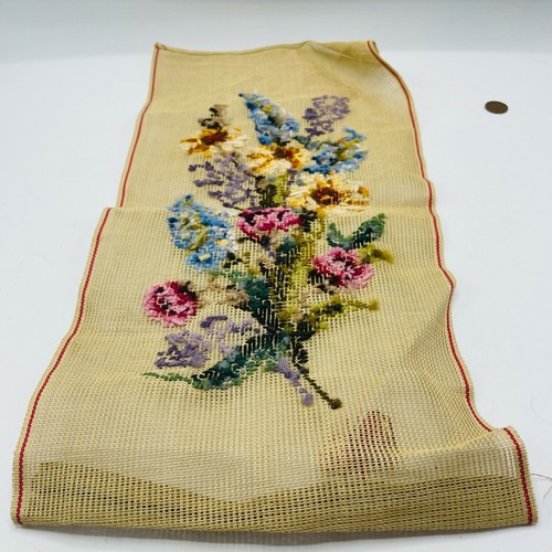 Ramo de flores vintage con núcleo de cabaña pieza floral de punta de aguja sin terminar  - Imagen 10 de 10