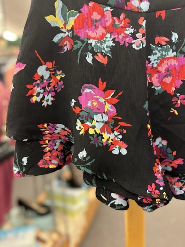 Lush Ladies SM Black Floral Shorts - Picture 2 of 9