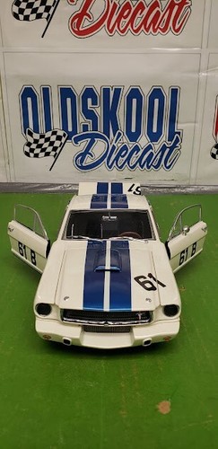 Jerry Titus's #61B 1965 Shelby R-Model Mustang G.T. 350 Limited Edition 1:18 - Picture 9 of 19