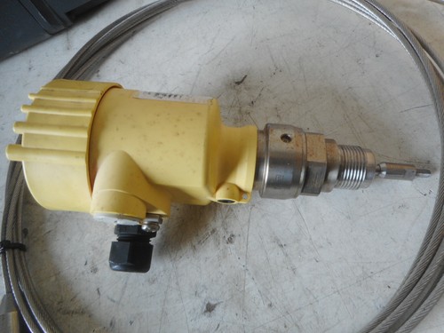 VEGA -- GUIDED MICROWAVE LEVEL SENSOR VEGAFLEX -- FX61 -- 4..20mA HART - Picture 2 of 8
