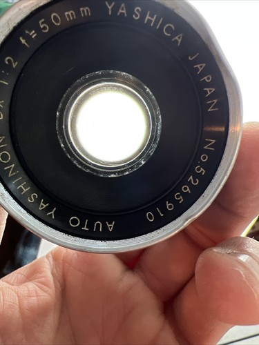 Vintage Yashica TL SLR 35mm Film Camera 50mm F2 Lens - Picture 16 of 24