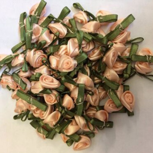Mini kleines Satinband Rosenknospen Blumen mit grünen Blättern APPLIKATION HANDWERK - Bild 111 von 131