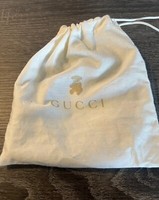 Gucci GG Girls patent leather Purple buckle belt Kids Authentic Gucci. 9