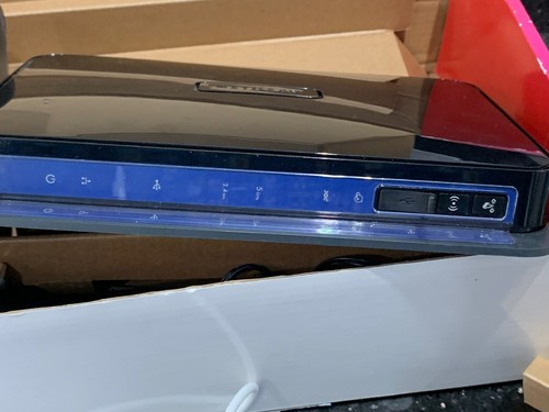 Netgear N600 Bezprzewodowy dwupasmowy gigabitowy router modemowy ADSL2+ - Zdjęcie 20 z 20