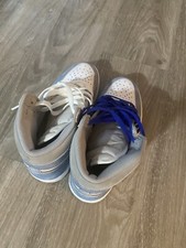 Size 7 - Jordan 1 Retro OG High Hyper Royal