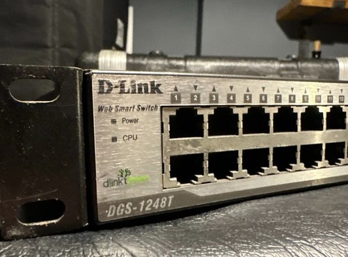 D-Link DGS-1248T 48 Ethernet Ports Web Smart Switch - Picture 2 of 3