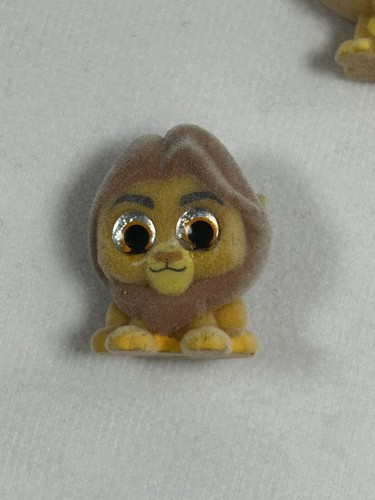 Disney Doorables The Lion King Set of 6 Flocked Fuzzy Series 2 W/ Booklet - Picture 5 of 10