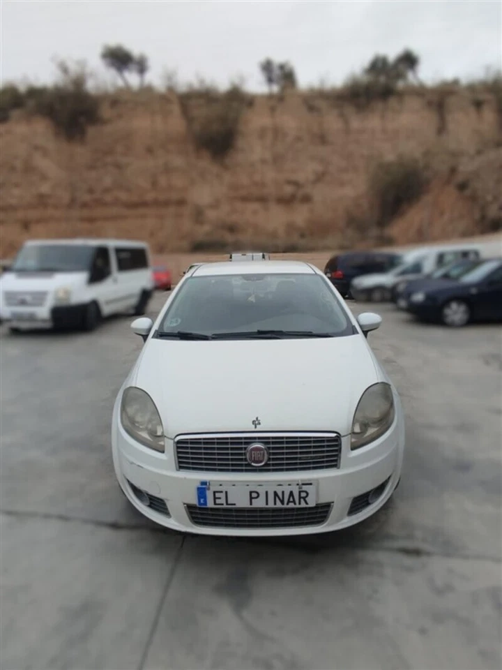 Farol 51826738 destro para FIAT LINEA 1.6 JTD 2007-2013 2009 89088 - Imagem 3 de 4