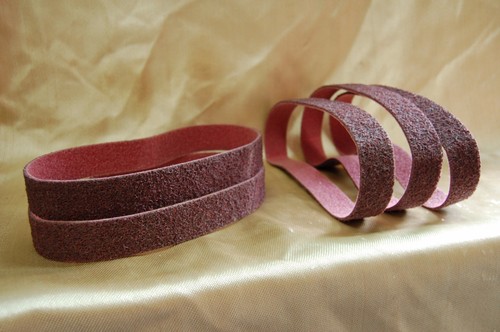1-1/2" x 24.5" MEDIUM Pack Nylon Sanding Belts Made with 3M™ Scotch-Brite™ 40B - Picture 2 of 7