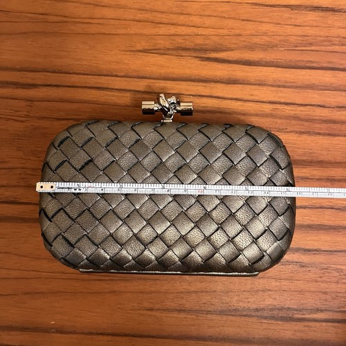Bottega Venetia Box Knot Clutch Metallic Silver AUTHENTIC - Picture 10 of 11