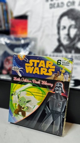 GIFT SET! STAR WARS MERCH! T-SHIRTS (SM) FUNKO POP FIGURE BOOKS BB-8 MUG & MORE! - Picture 9 of 24