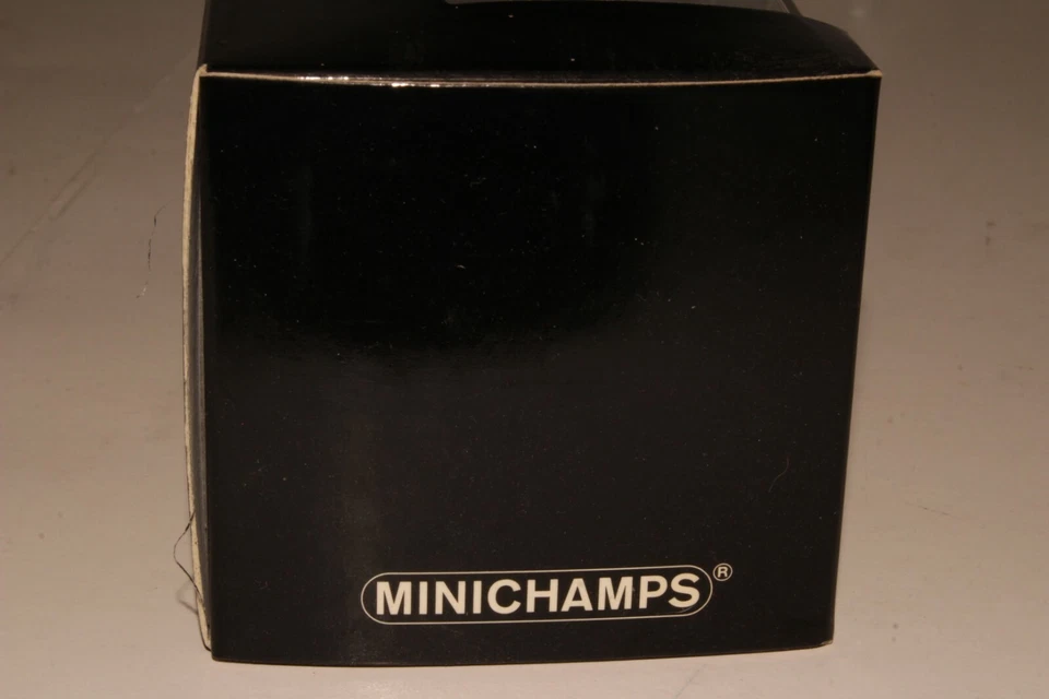 Minichamps 1979 Opel Kadett Brown Metallic 1/43 Scale - Image 4 of 4