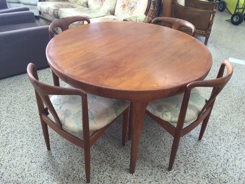 DANISH MODERN FAARUP MOBELFABRIK KOFORD LARSEN TEAK DINING TABLE ONLY NO CHAIRS - Picture 5 of 9