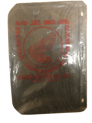 NOS 61861-VM3-000 HONDA FRONT SPLASH GUARD - ATC200 - 1983-85  - Bild 3 von 3