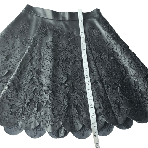 Club Monaco Black Fux Leather Laser Cut Floral A-line Mini Skirt Women's Size 2 - Picture 11 of 11