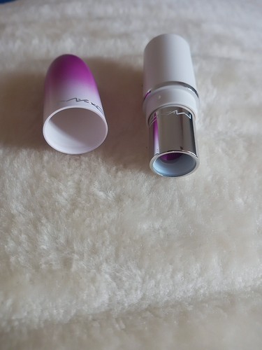 MAC mini M·A·C Powder Kiss Lipstick Matte Fuchsia Frenzy 1.5g NEW - Picture 3 of 5