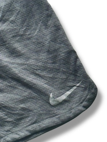 Graue Nike Shorts Herren - Größe XL - Top Zustand - Versand am selben Tag - Bild 2 von 8