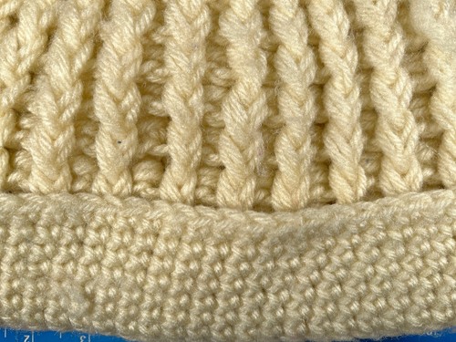 Beanie Haube Damen Einheitsgröße elfenbeinfarben gehäkelt Strick Acrylmischung Schnee Ski Winter - Bild 2 von 6