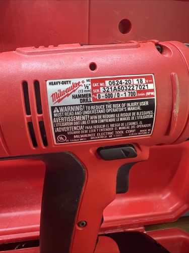 Milwaukee 0624-20 Taladro de alta resistencia 18 V 1/2” 2 baterías y cargador Nuevo de Lote Antiguo con Estuche Probado - Imagen 12 de 18