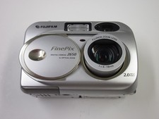 Fujifilm FinePix 2650 2.0MP Digital Camera - For Parts - Read Description