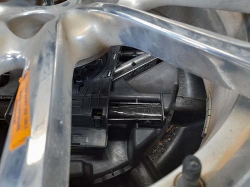 <!--F#f_0-->HOLDEN COMMODORE VF 05/2013-12/2017 JACK/TOOL KIT SEDAN/WAGON NON LPG TYPE S2319<!--F/-->
