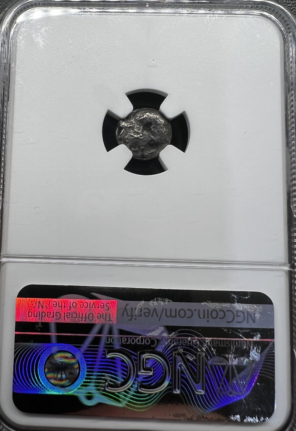 Picture 2 of 4