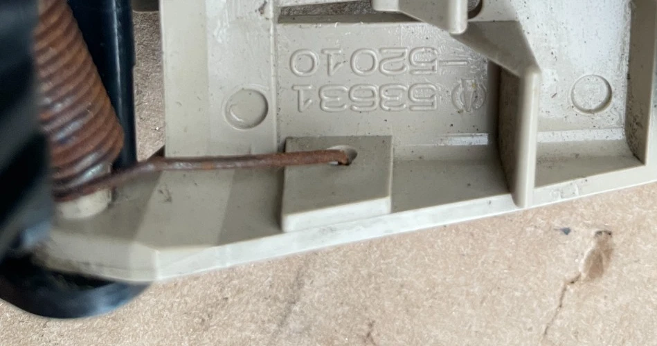 2016 TOYOTA prius V HOOD CAPÔ LIBERAÇÃO ALÇA ABRIDOR ALAVANCA FABRICANTE DE EQUIPAMENTO ORIGINAL - Imagem 4 de 4