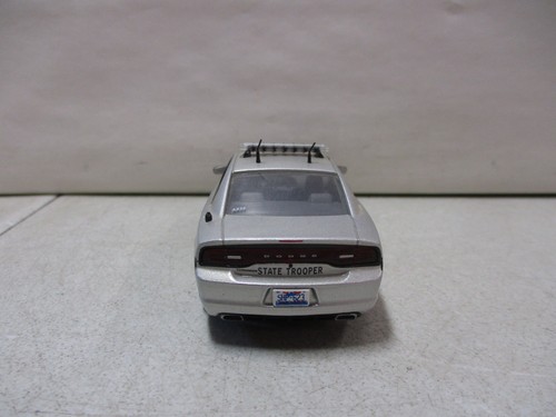 First Response Replicas 2012 Dodge Charger State Trooper 1/43 - Picture 4 of 6