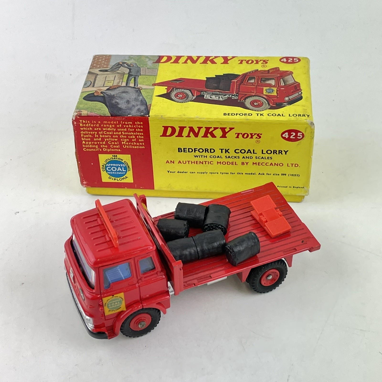Dinky 425, Bedford TK Coal Wagon - Free Price Guide & Review