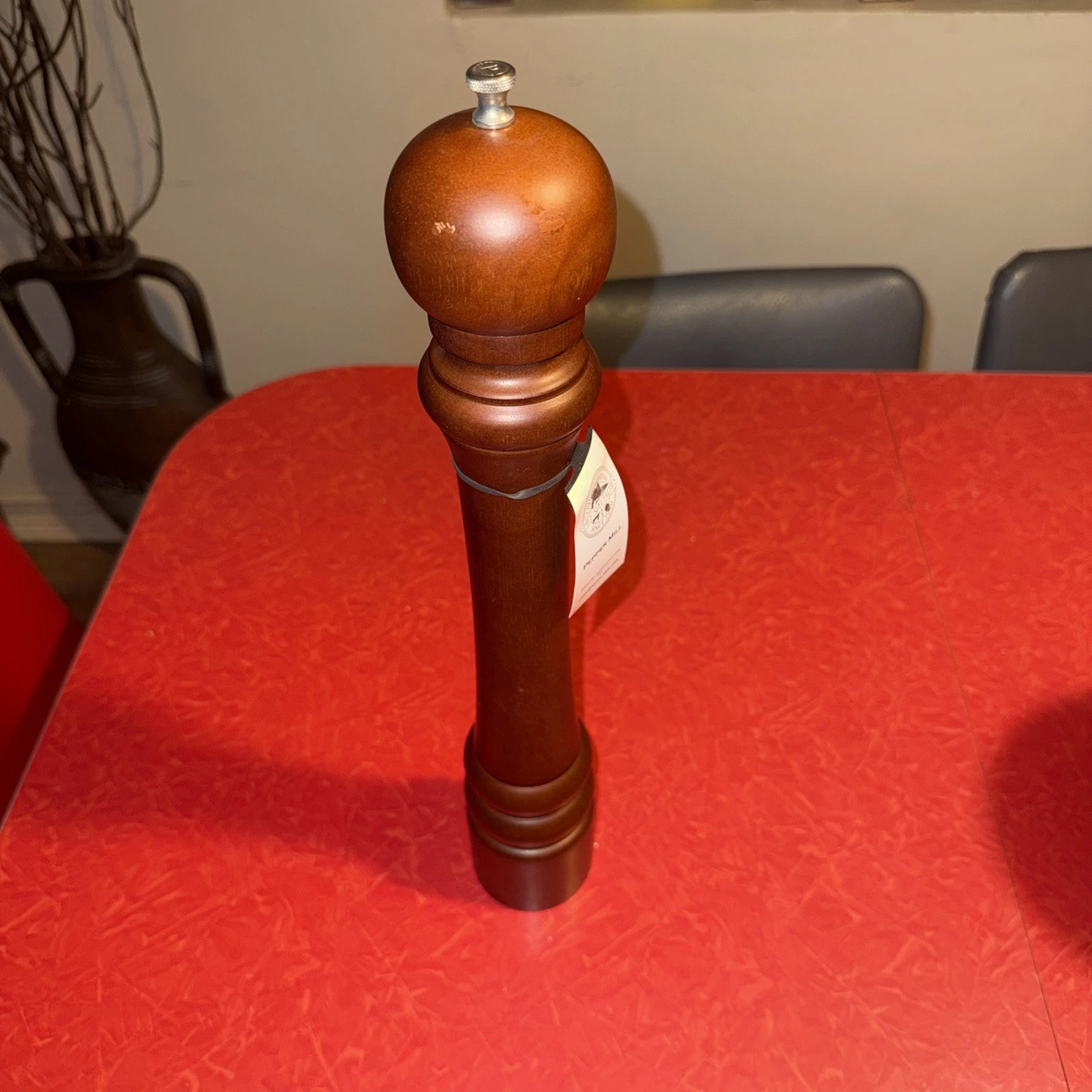 18" Monarch Pepper Mill Walnut Wood Wooden Brand New
Opens in a new window or tab