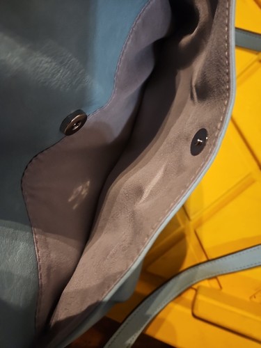 Bolso Bandolera Rosetti Suave 100% Poliuretano Bolsillos con Cremallera, Profundo Como Nuevo - Imagen 8 de 13