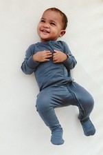 Goumi Kids Grow With You Loose Fit Zippy In Midnight Bamboo Jumpsuit Size 12-18m