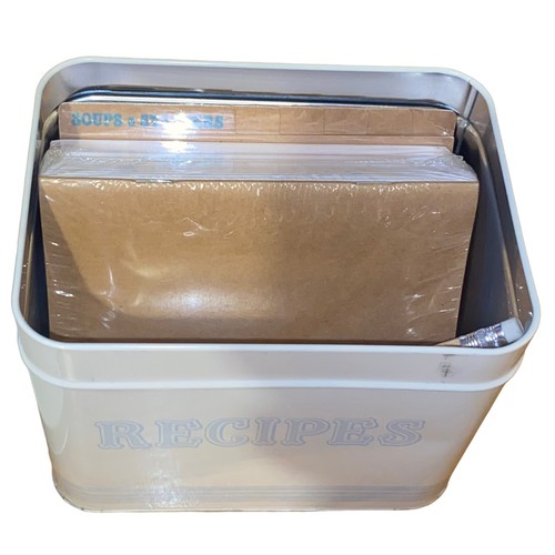 New Jamie Oliver Recipe Card Storage Tin With Sealed Cards Dividers Pencil HTF C - Picture 2 of 24