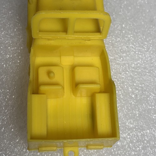 Vintage Plastic Willys Jeep with Fold Down Windshield RARE - Picture 4 of 8