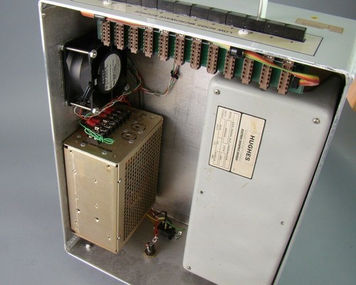 Hughes 40974H Low Noise RF Generator w/ Power Supply - Picture 3 of 5