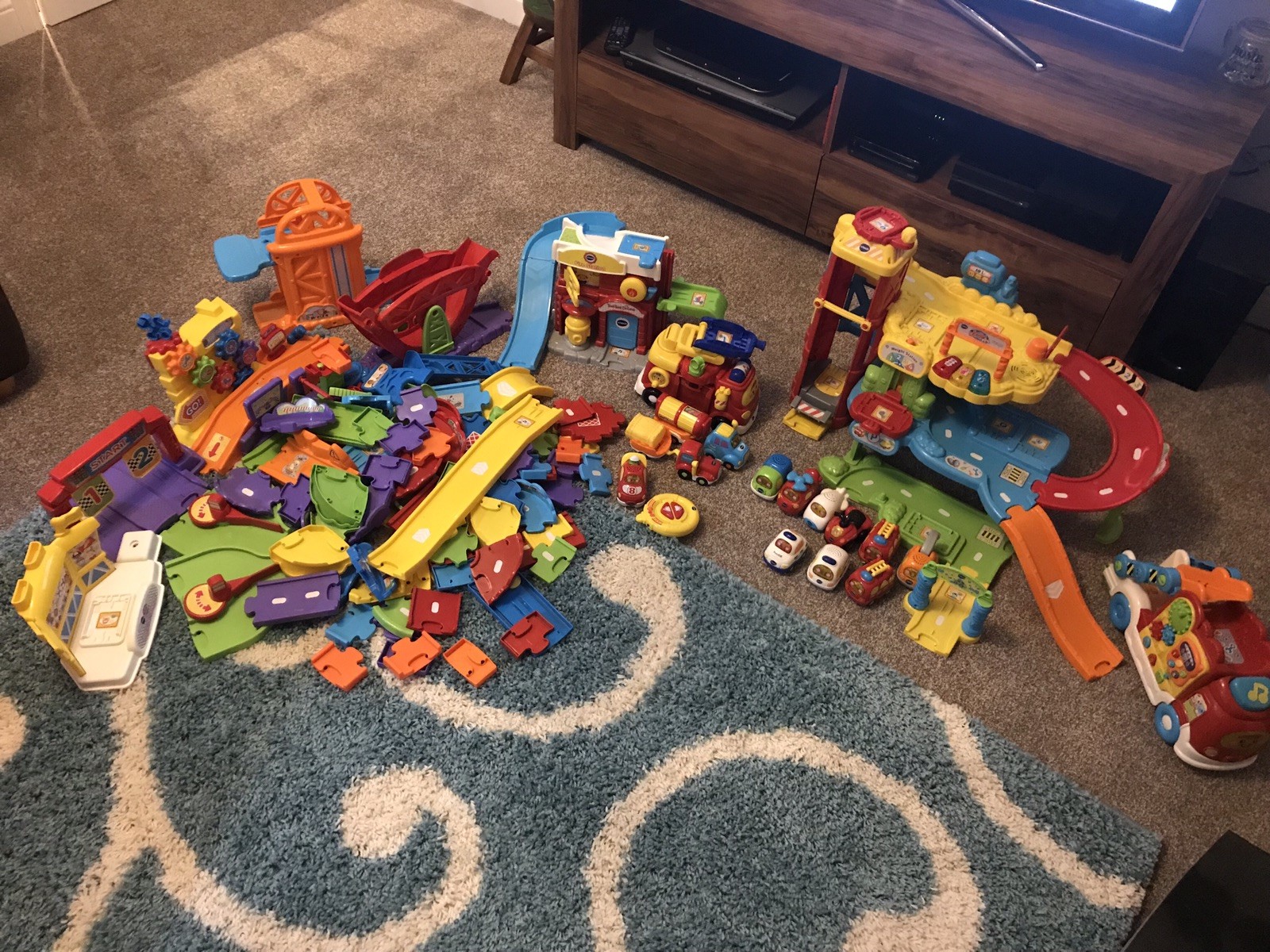 VTech Toot Toot Large Bundle VTech Toot Toot Large Bundle