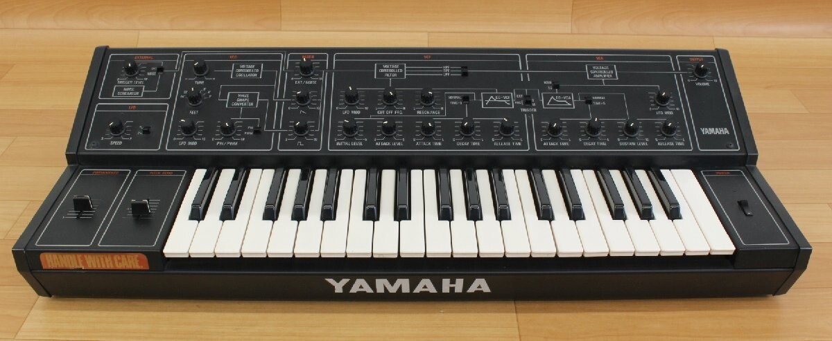 YAMAHA CS-10 Used 37-Key Monophonic Analog Keyboard YAMAHA CS-10 Used 37-Key Monophonic Analog Keyboard