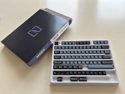 GMK Nord Base Kit - Cherry Keycaps in OVP