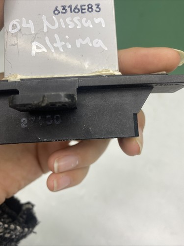 2004 Nissan Altima Blower Motor Resistor Sensor OEM 271506Z500 - Picture 7 of 9