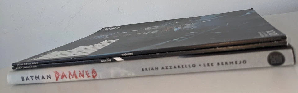 Batman Oversized Black Label Лот из 3 Проклятых HC и Одной Книги Темного Рыцаря 1-2 TPB - Изображение 3 из 3