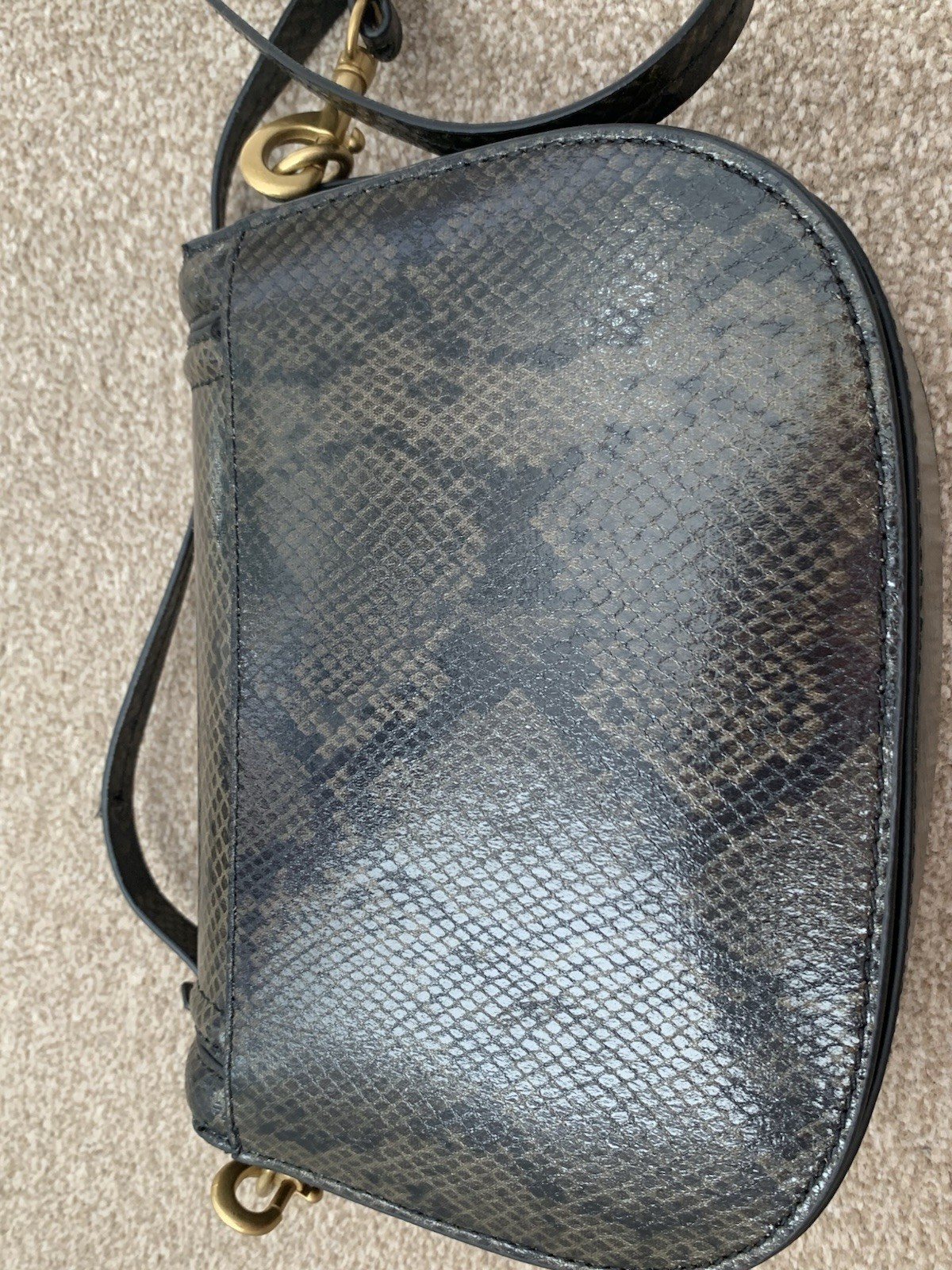 Picture 2 of 8