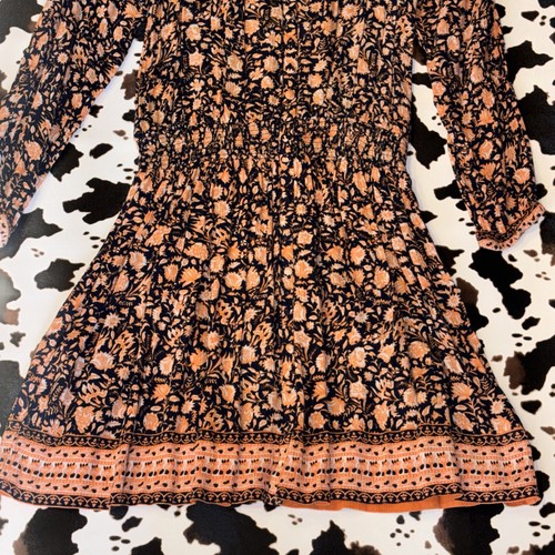Vestido Faherty Reva Mujer Naranja Negro Floral Cintura Ajustada Manga Larga Mediano - Imagen 4 de 7