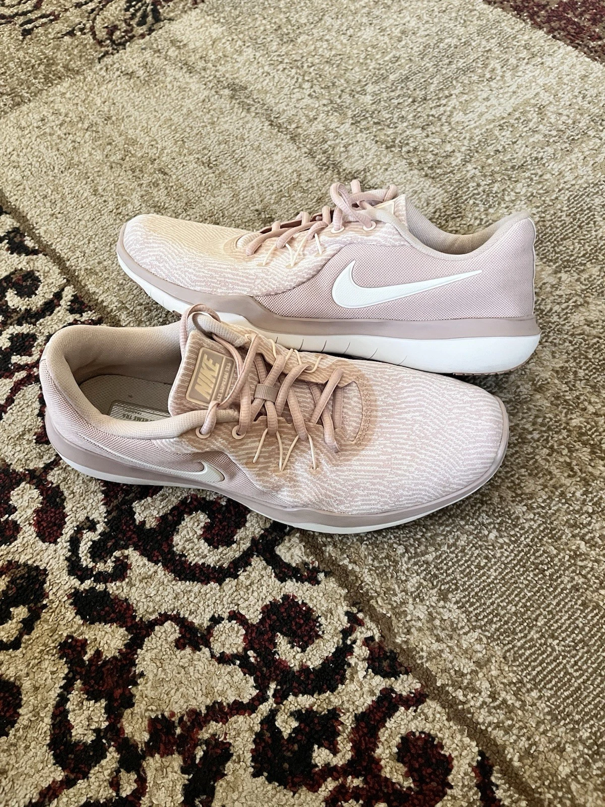 Baskets de course femme Nike Flex Supreme TR 6 909014 200 rose pointure 11,5