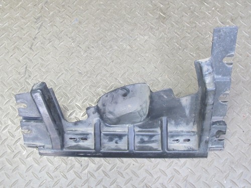 91-96 CHEVROLET CORVETTE C4 FRONT RIGHT WHEEL ARCH FENDER SPLASH GUARD SET OEM - Picture 5 of 15