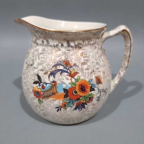 Empire Ware Elfenbein Glasur Kanne