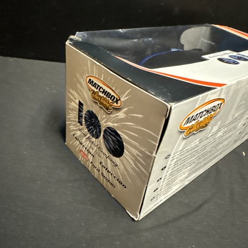 MATCHBOX Collectibles 1940 FORD SEDAN DELIVERY 1/18 DIE CAST 100 Years - Picture 9 of 12