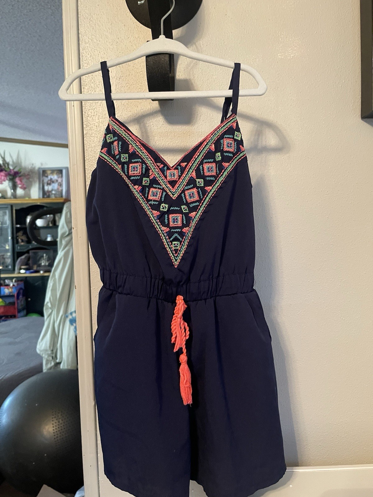 Picture 2 of 5