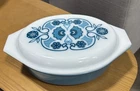 VINTAGE PERFECT CONDITION PYREX BLUE HORIZON 2 ½ QUART OVAL CASSEROLE 045
