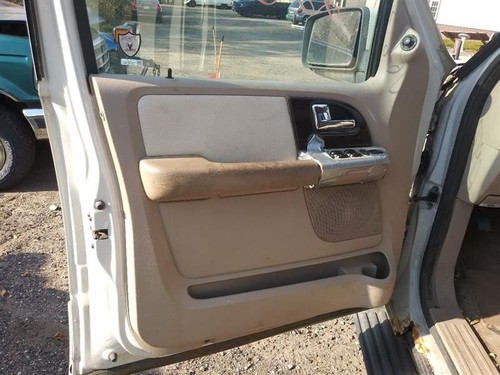 Driver Corner/Park Light Fog-driving Fits 03-06 EXPEDITION 1616461 - Picture 8 of 12