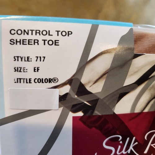 2 Hanes Pantyhose Silk Reflections Sheer Toe Control Top Little Color EF 717 - Picture 3 of 9